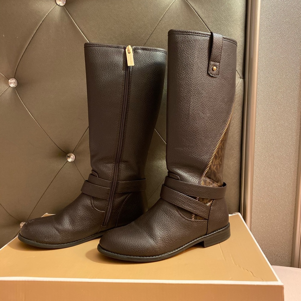 Girls Brown Michael Kors boots